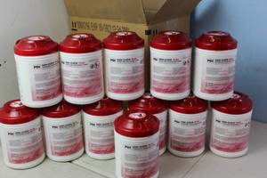lot 318 image: Case of 12 Canisters Sani-cloth Plus Germicidal Disposable Wipes 6 x 6-34 Large 160 Wipes