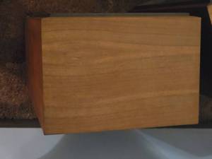 lot 38 image: Realistic Nova-5 Stereo Speaker