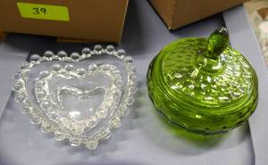 lot 39 image: 2 heart shaped hob nail rim dishes and green candy dish
