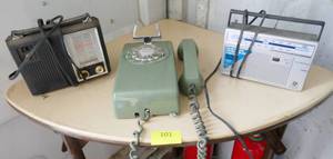lot 101 image: Vintage radios and telephone