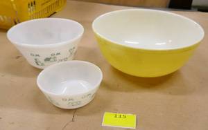 lot 115 image: Pyrex and Fireking bowls, the Fireking are from OandM grain elevator that no longer exists