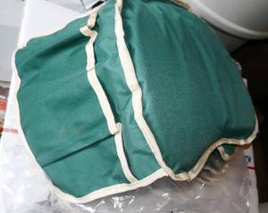 lot 127 image: 2 New Outdoor garden or garage stool chair pads with tool pockets on the sides