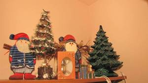 Christmas decor pieces