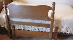 (2) Wood twin size head and footboard