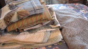 blankets and quilts
