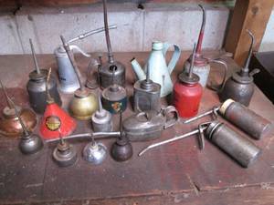 Lot of vintage oil cans