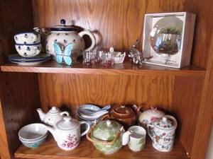 Lot of tea cups
