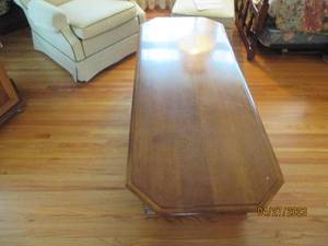 Oblong Octagon Wood Ethan Allen coffee table