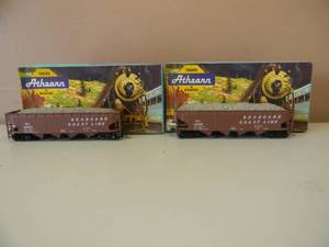 lot 49 image: VINTAGE HO ATHEARN SEABOARD 1760 HOPPER CAR & SEABOARD 1760 HOPPER CAR - NICE - IN BOX - GREAT PIECES - SEE PICTURES
