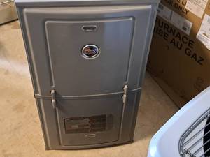 lot 5 image: Ruud 96 Series Gas 4 Position Condensing Two-Stage Constant Torque Furnace