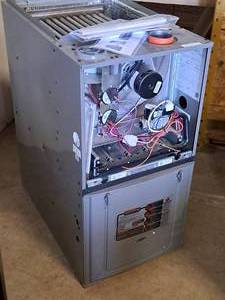 lot 10 image: Rheem 4-Ton 100,000-BTU 96 Series Gas 4 Position Condensing Two-Stage Constant Torque Furnace R802TA100417MSA