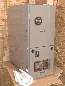 lot 13 image: Ruud 3-Ton 50,000-BTU Gas Downflow Single Stage Furnace R801TA050314ZSA (New in Box)