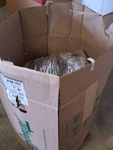 lot 33 image: Lot of (1 Box) Thermaflex KM R8 7 HVAC Ducting