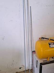lot 42 image: Lot of (3) Threaded Rods
