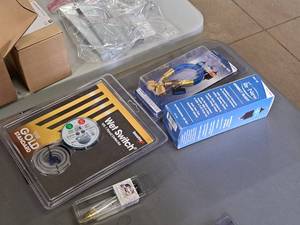 lot 95 image: Lot of (3) HVAC Equipment - DiversiTech Wet Switch WS-1 Flood Detector, Connect Injector Tool, Nu-Calgon AC Re-New Connect Inject