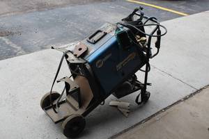 lot 1I image: Miller Millermatic 140 120V Auto-Set Welder