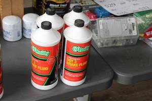 lot 528 image: Lot of (4) OReilly DOT 3 Synthetic Brake Fluid