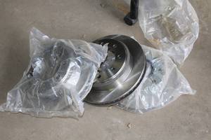 lot 543 image: Lot of (3) 13.5 Brake Rotors (New )