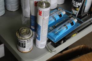 lot 545 image: Lot of (6) Silicon Sealant