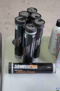 lot 552 image: Lot of (7) Master Pro No. 2 Multi-Purpose Lithium Grease