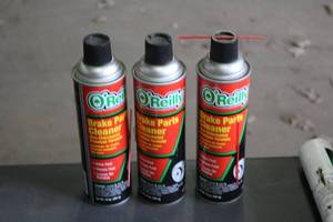 lot 562 image: Lot of (3) OReilly Brake Parts Cleaner