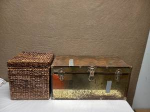 lot 68 image: VINTAGE TRUNK & WICKER BASKET