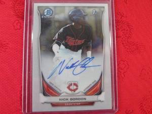 (CNTR) Nick Gordon Autographed Rook...