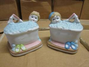 (A-4) 10 Cases of Ceramic Bathtub ...