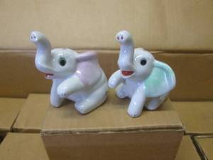 (EW3) 47 Pair of Ceramic Elephant F...