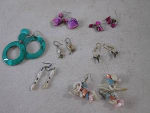(EC1) Assorted Earrings...