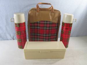 (F-0) Vintage Red Plaid Thermos Picnic set