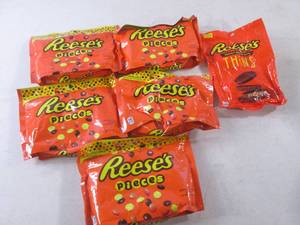 (B-1) 5 Bags Reeses Pieces Best by ...