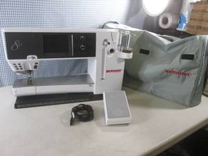 (EW6) Bernina 820 Sewing, Quilting Machine