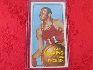 (CNTR) Clem Haskins Rookie Card - T...