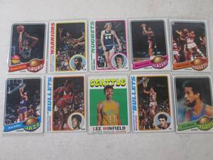 (CNTR) Lot of 10 Vintage Basketball...