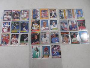 (FS) 30 Rookie Baseball Cards in Bi...