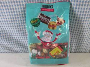 (B-2) 2 Pound Bag Hersheys Candy D...
