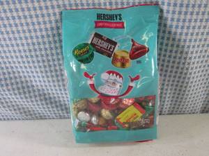 (B-2) 2 Pound Bag Hersheys Candy D...