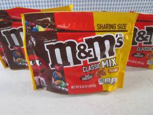 (B-3) 3 Sharing Size Bags M&Ms Cla...