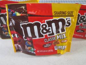 (B-3) 3 Sharing Size Bags M&Ms Cla...
