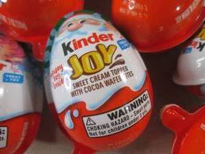 (B-3) 12 Kinder Joy Best by May 202...