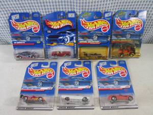 (EC1) Assorted Hot Wheels in Packaging