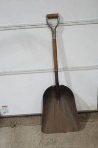 scoop shovel