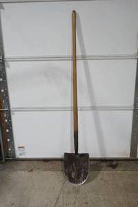 sand spade