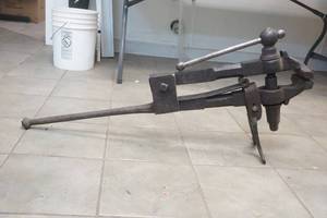 blacksmith vise