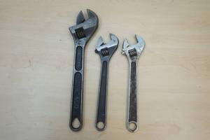 adjustable wrench