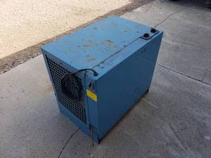 lot 13 image: Arrow Pneumatic Drier