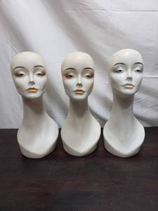 lot 5 image: Three Mannequin Busts