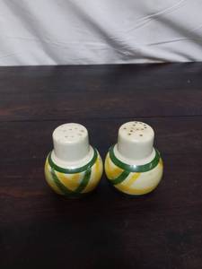lot 23 image: Ceramic Hand-Painted Salt And Pepper Shakers