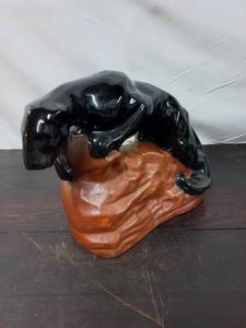 lot 30 image: Vintage Ceramic Jaguar Planter